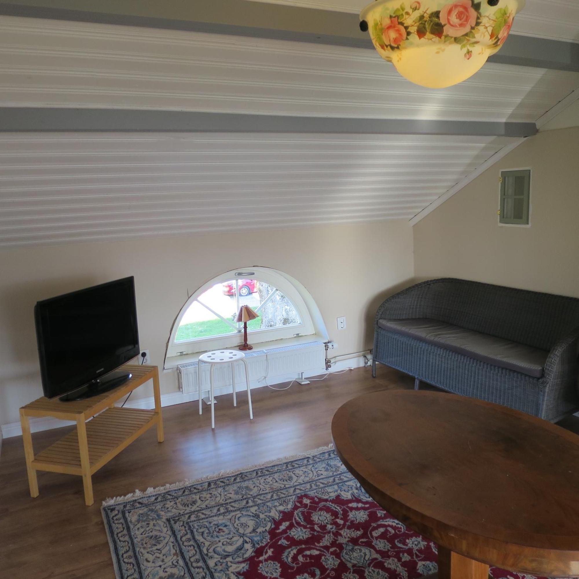 Huldas Gard Villa Med Sjaelvhushall Kumla  Zewnętrze zdjęcie